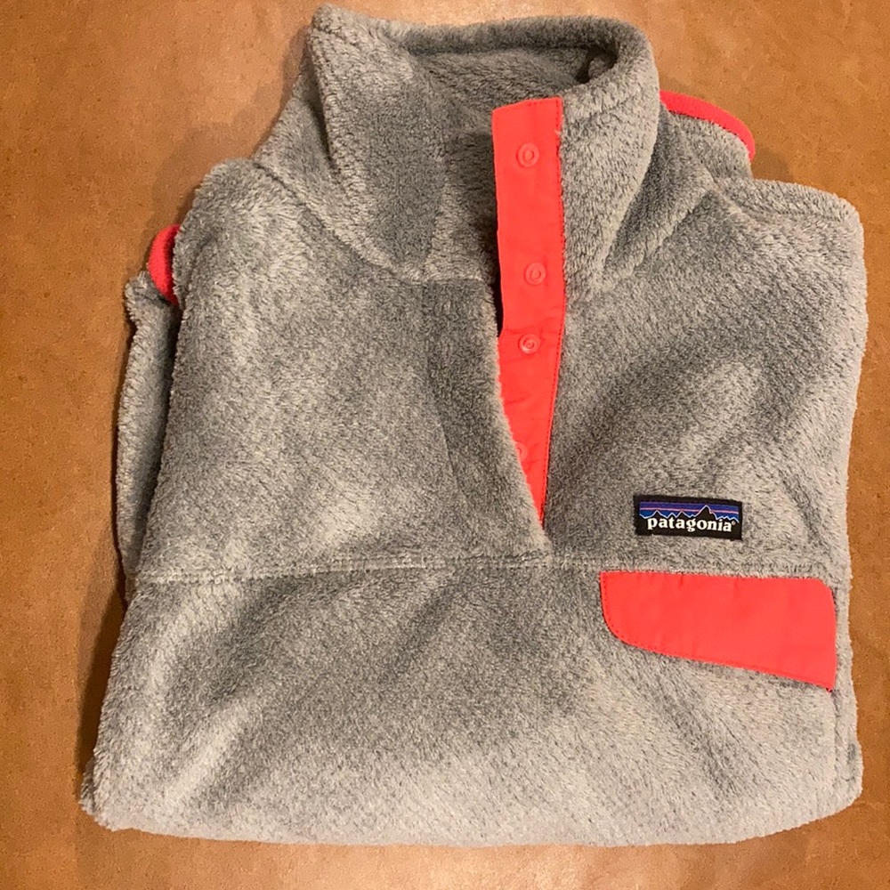 Patagonia fleece pullover sweatshirt